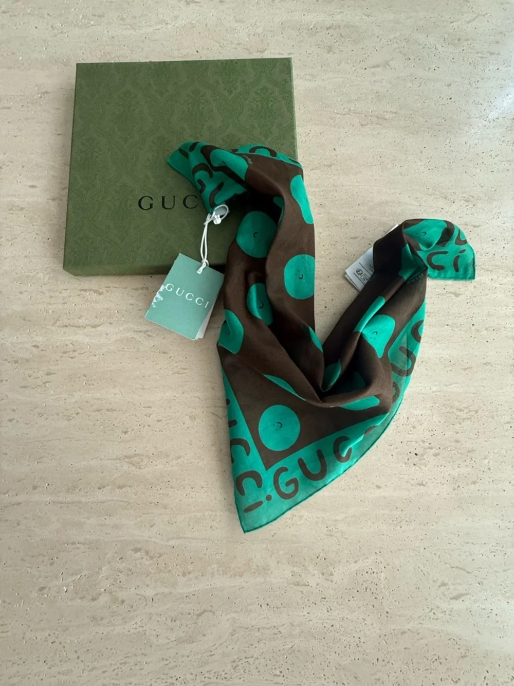 NWT GUCCI Cotton Scarf /Bandana Green & Brown Smiley Face Print Logo Square
